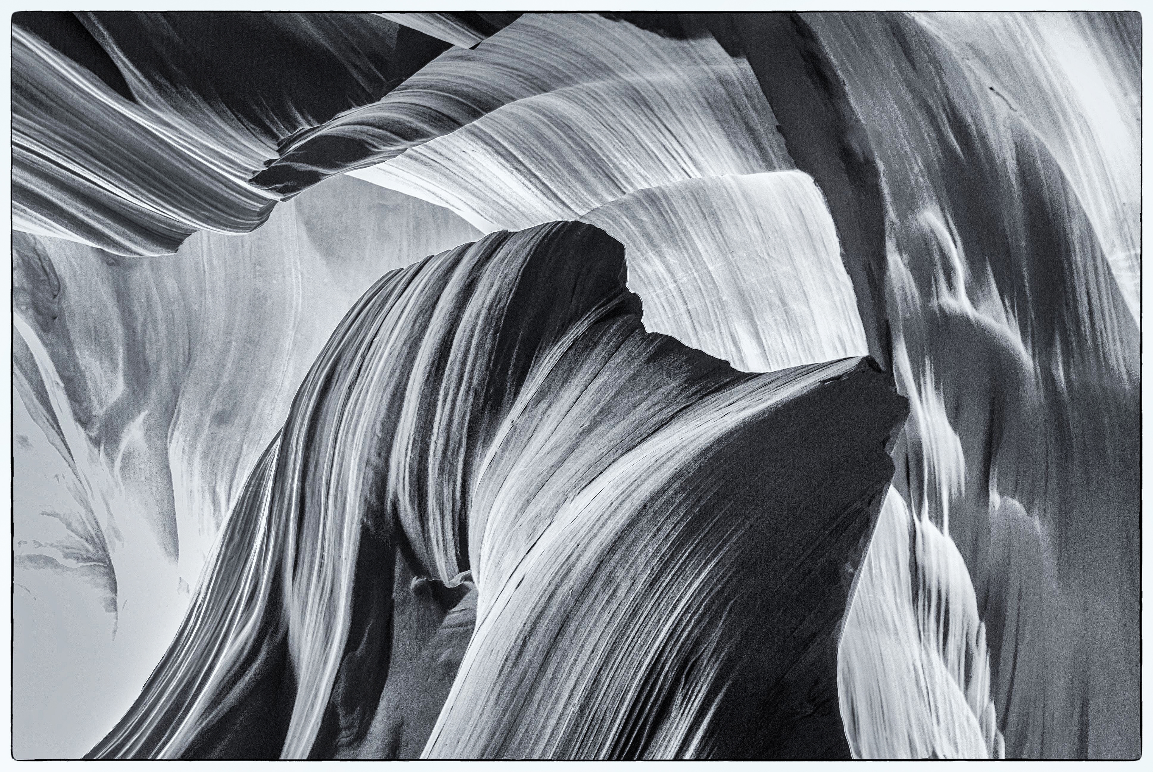 Waves are listening to Tom Jobim